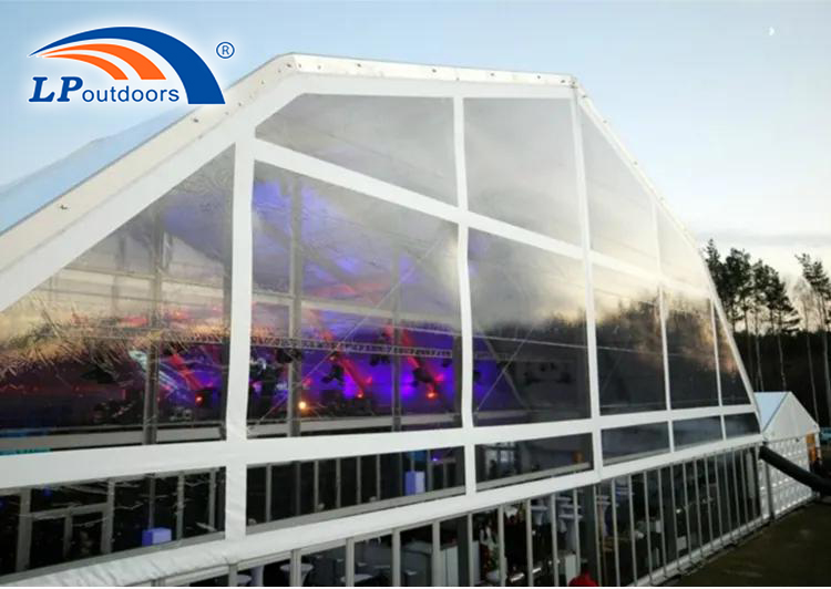 Grande tente polygonale en aluminium à structure temporaire étanche pour événement de fête musicale en plein air (1)