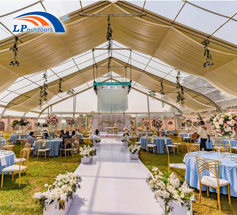 Grande tente de plage pour événements de mariage à louer à vendre en Tanzanie 