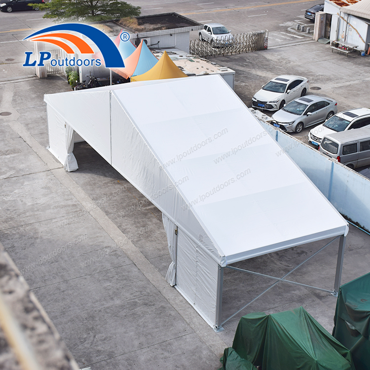 Tente à structure temporaire de 18 m avec entrée sans barrière de 12 m comme entrepôt de stockage à vendre